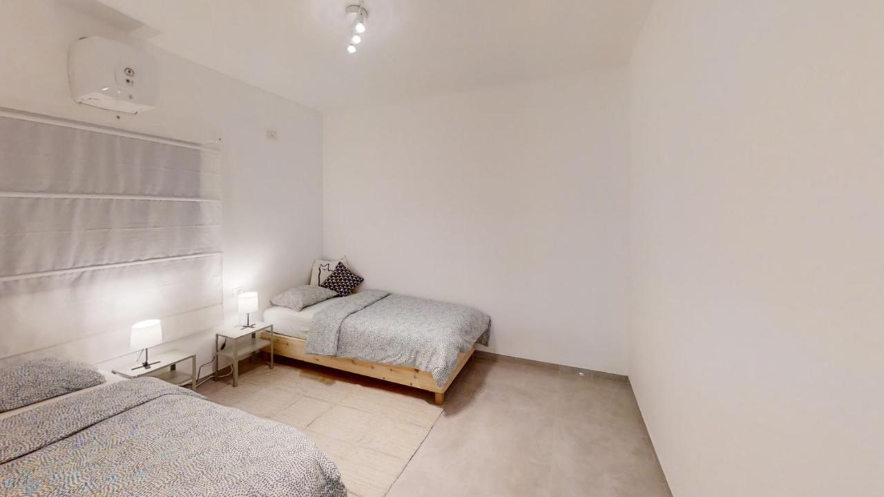 Luxury 3&4 Bedroom New Apartments - Close To The Beach & Bahai Gardens Haifa Exterior foto