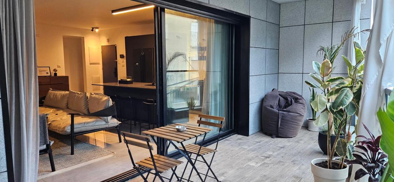Luxury 3&4 Bedroom New Apartments - Close To The Beach & Bahai Gardens Haifa Exterior foto